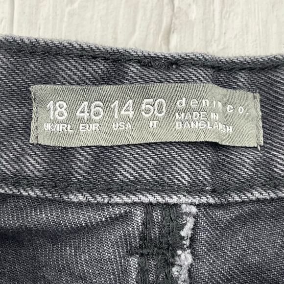 Denim Co Black Cotton High Rise Distressed Frayed 2" Denim Shorts Plus Size 14 - Picture 3 of 9